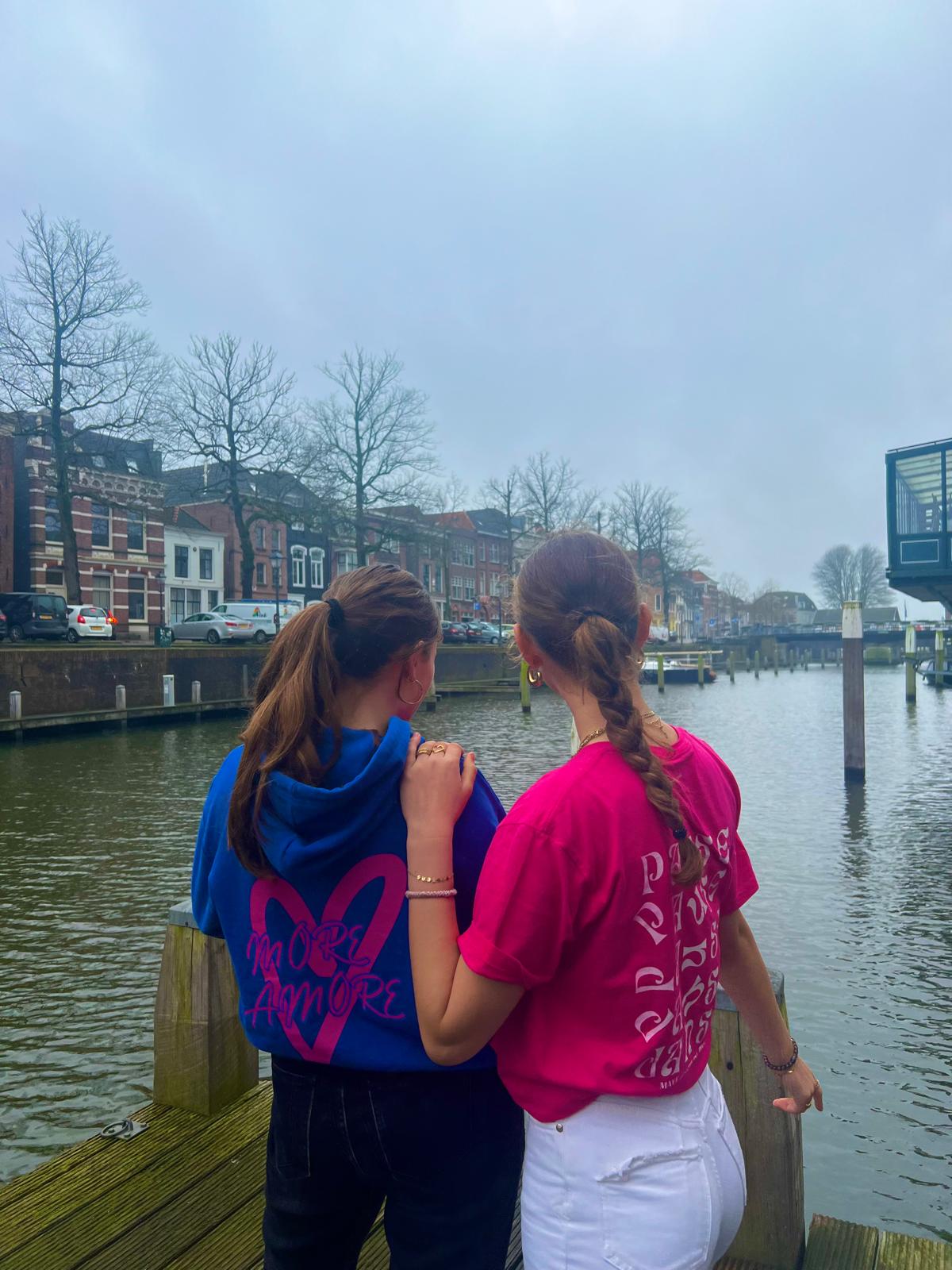 mave the brand girl roze blauw print achterkant